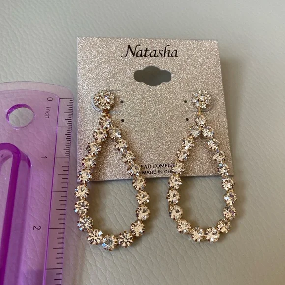 Tear drop rhinestone earrings🤩 - Picture 3 of 6